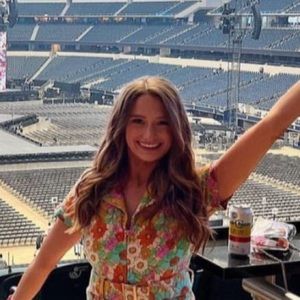 Meet your Posher, Noelle